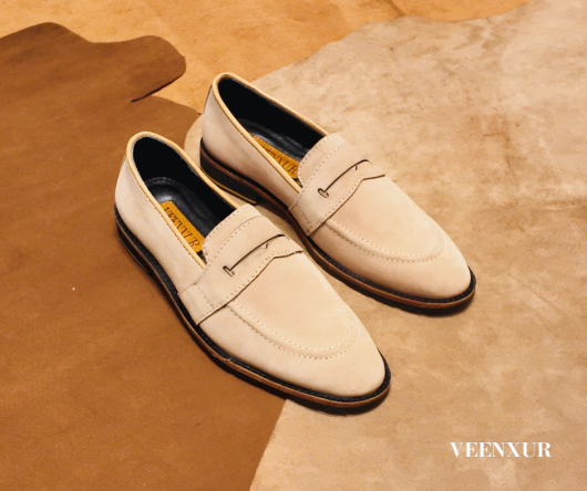 Cream Suede Color Loafer