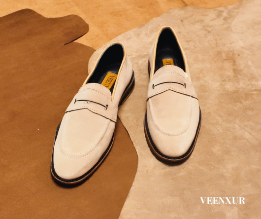 Cream Suede Color Loafer - Image 3